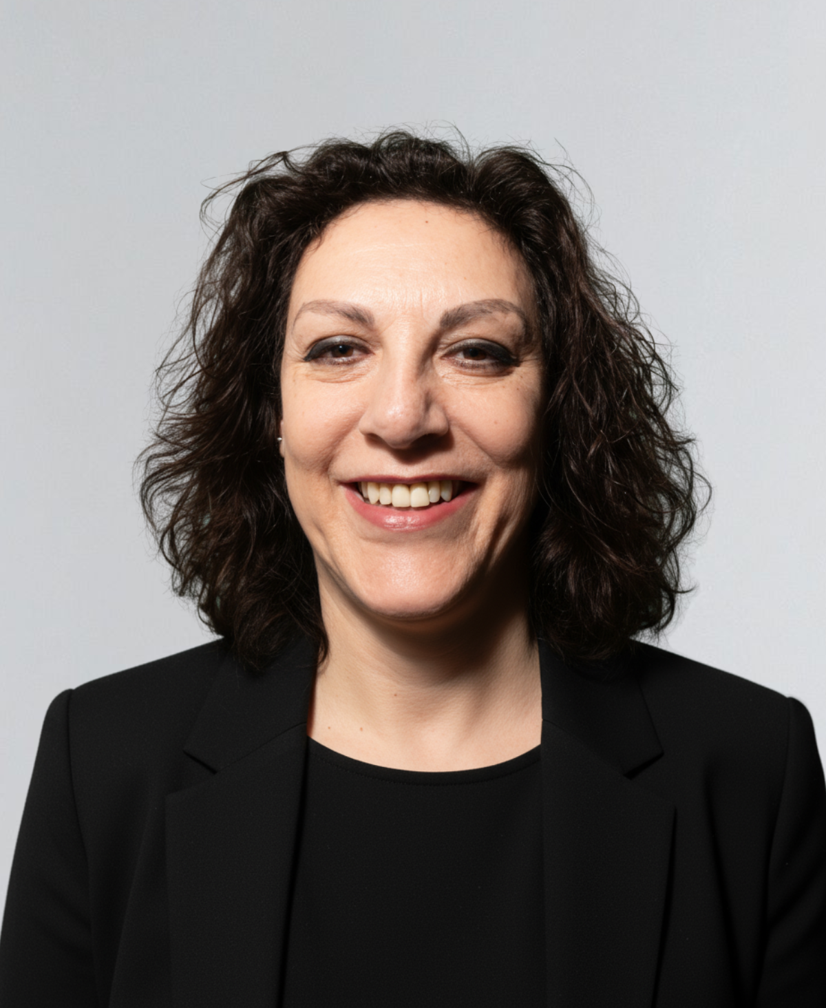 Prof. Silvia Lavarello